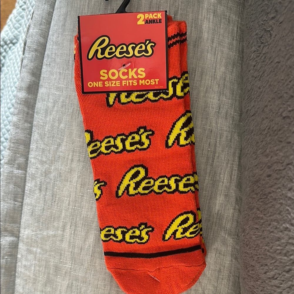 2 PACK ANKLE SOCKS Reese’s